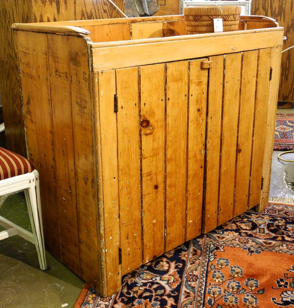 Canadiana Pine Dry Sink, 39 1/4" wide. (1 of 4)