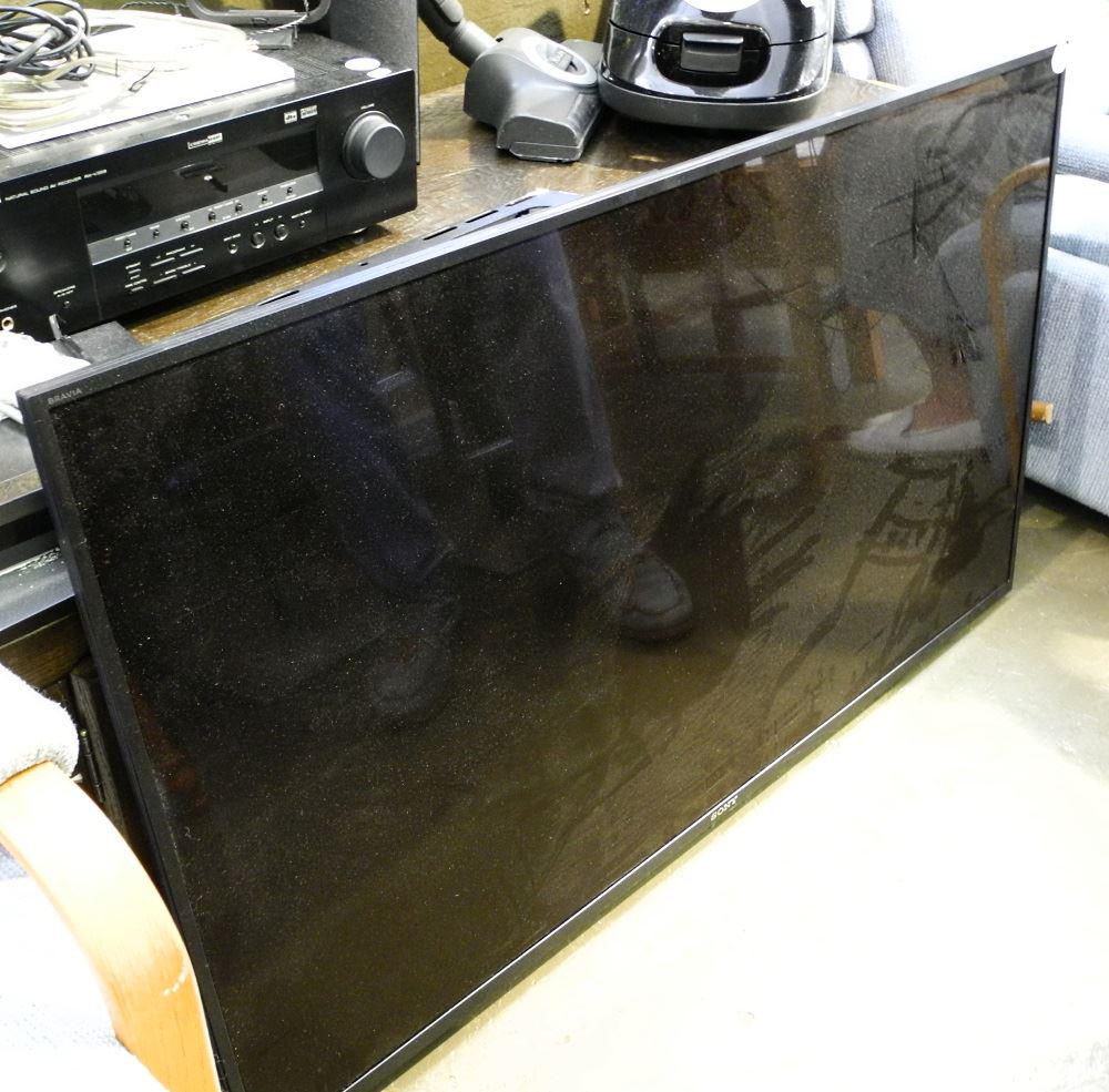 Sony 50" Smart TV. (1 of 1)