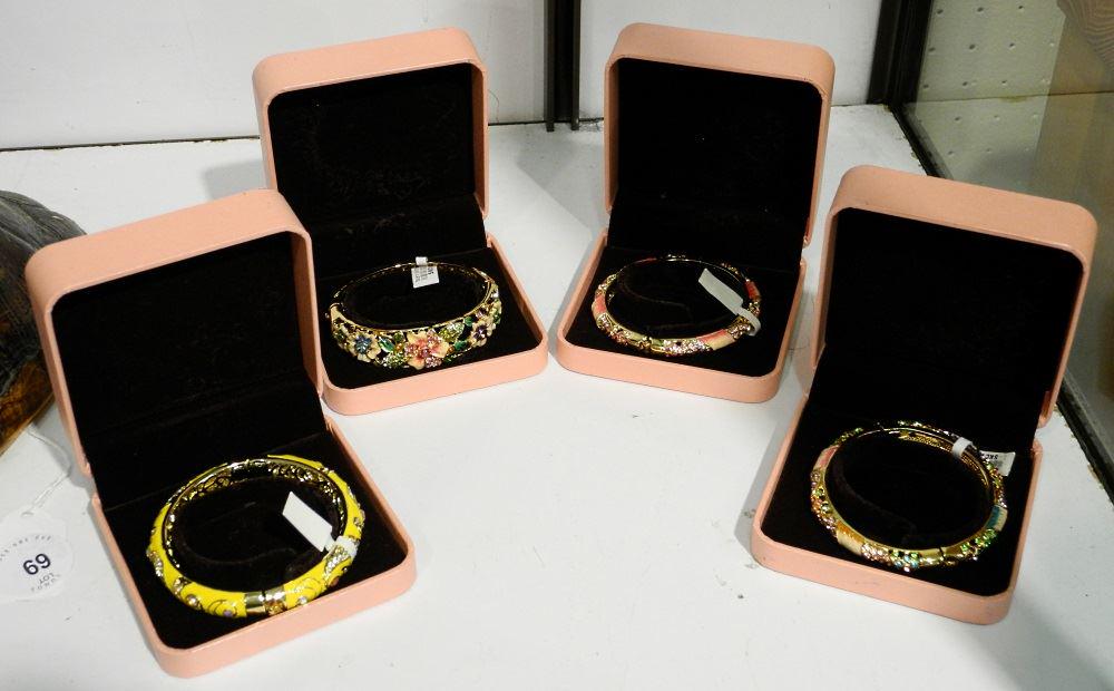 8 Chinese Bracelets: 4 Hardstone/ 4 Cloisonne. (1 of 2)