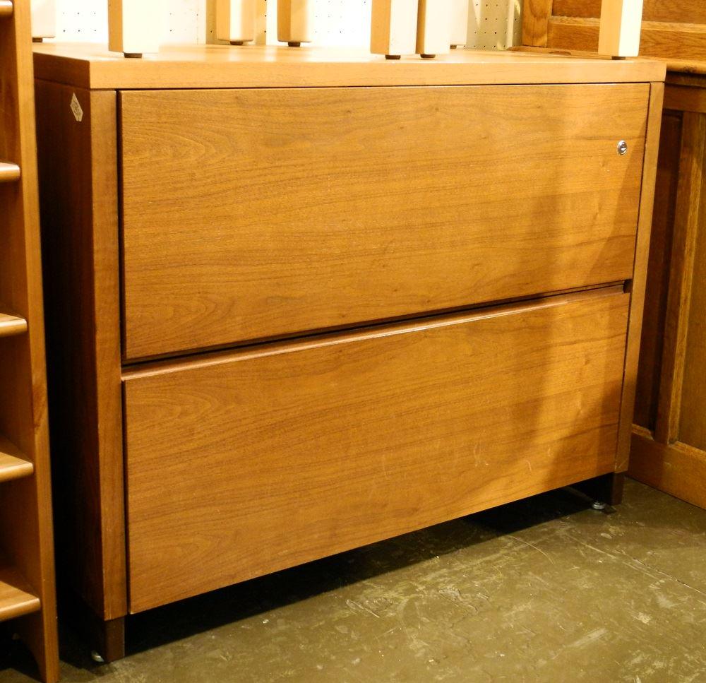 Two drawer filing cabinet. (1 of 1)