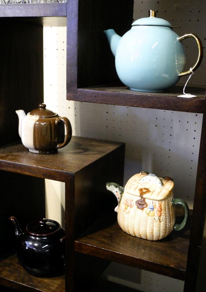 Lot of 4 Teapots and a Copper Pitcher (1 of 1)