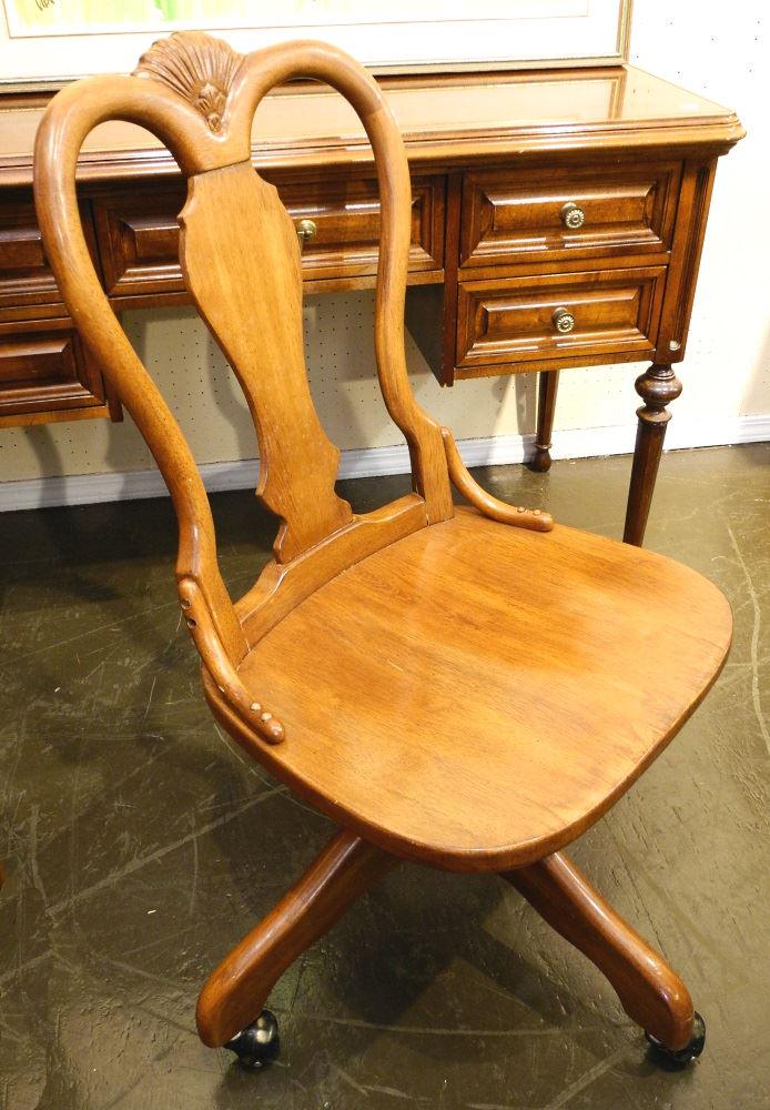 Wooden Steno Chair.: Wooden Steno Chair.
