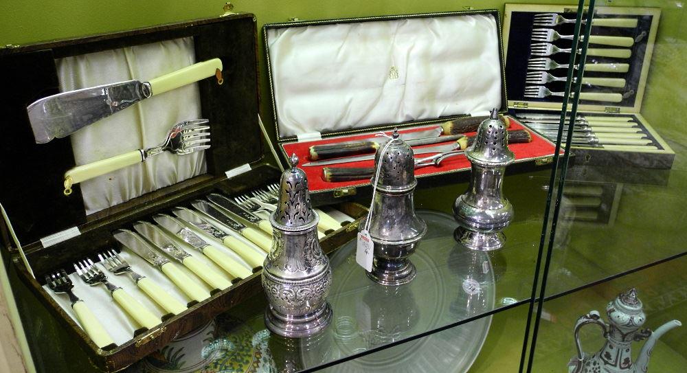 Group of Silver Plated Wares: 3 Sugar Casters, 2 Cased (1 of 1)