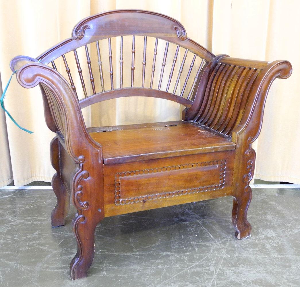 Mahogany Window Seat with Storage Feature.: Mahogany Window Seat with Storage Feature.