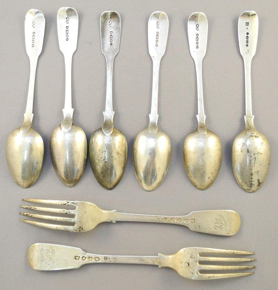 12 Victorian Silver Spoons & 2 Forks. (1 of 4)