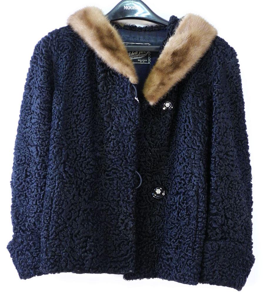 Persian lamb jacket with wild mink collar, size medium. (1 of 3)