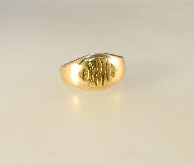 10K Gold Monogrammed Ring "M", 0.15ozt. (1 of 3)