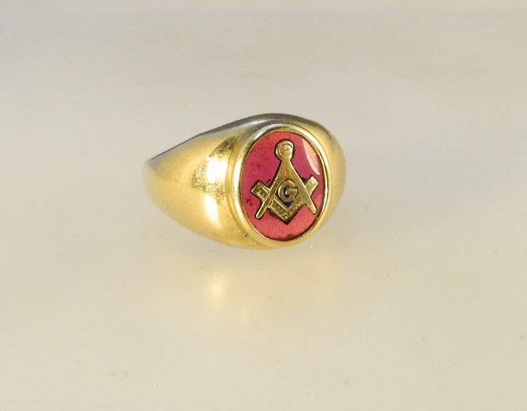 10K Gold Masonic Signet Ring Backed by a Ruby Coloured (1 of 2)