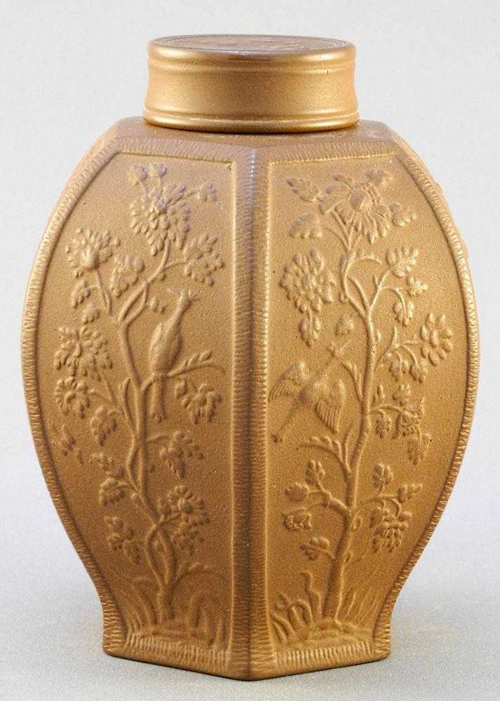 Meissen Red Stoneware Tea Caddy with Crossed Sword (1 of 8)