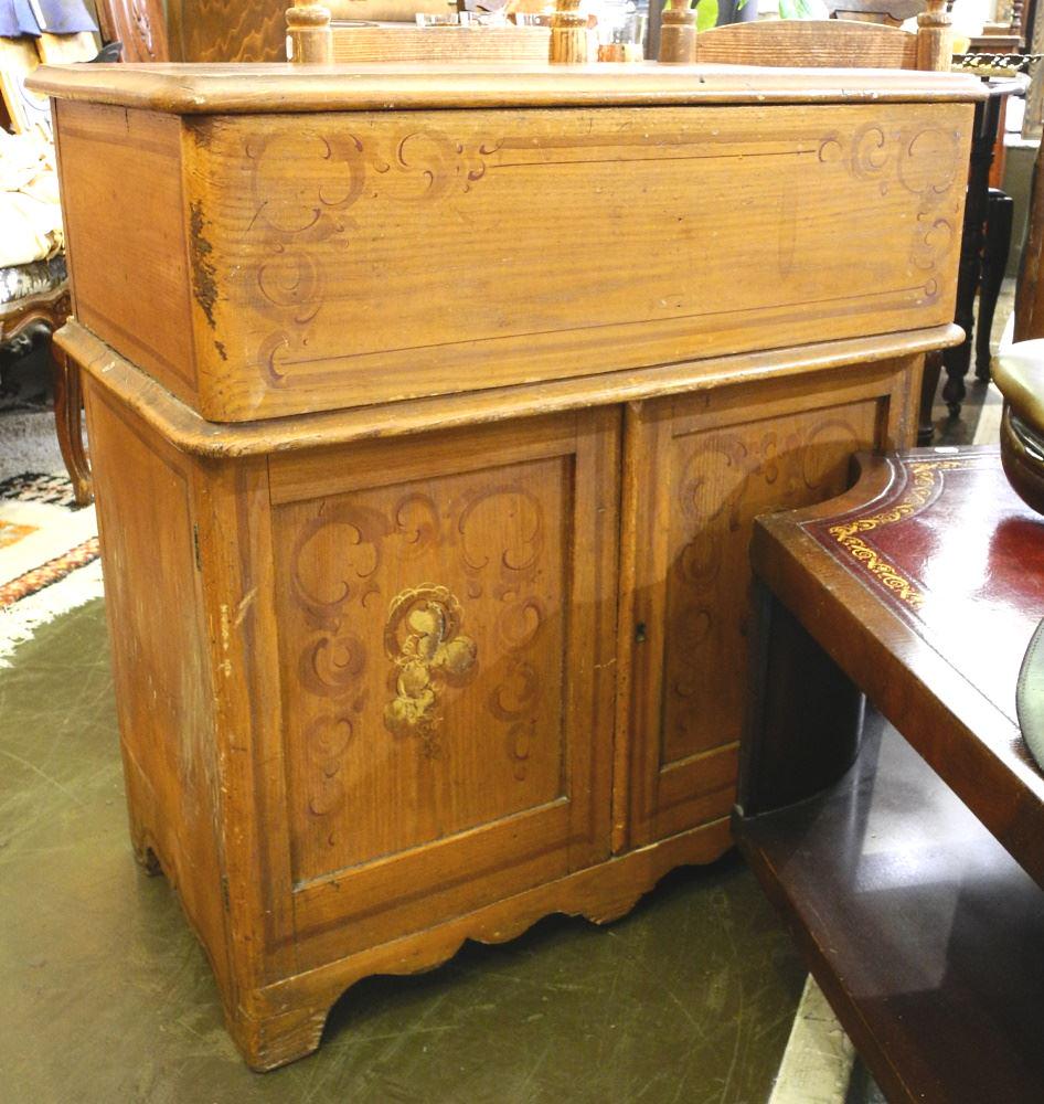 Painted Pine Hinged Top Cabinet. (1 of 3)