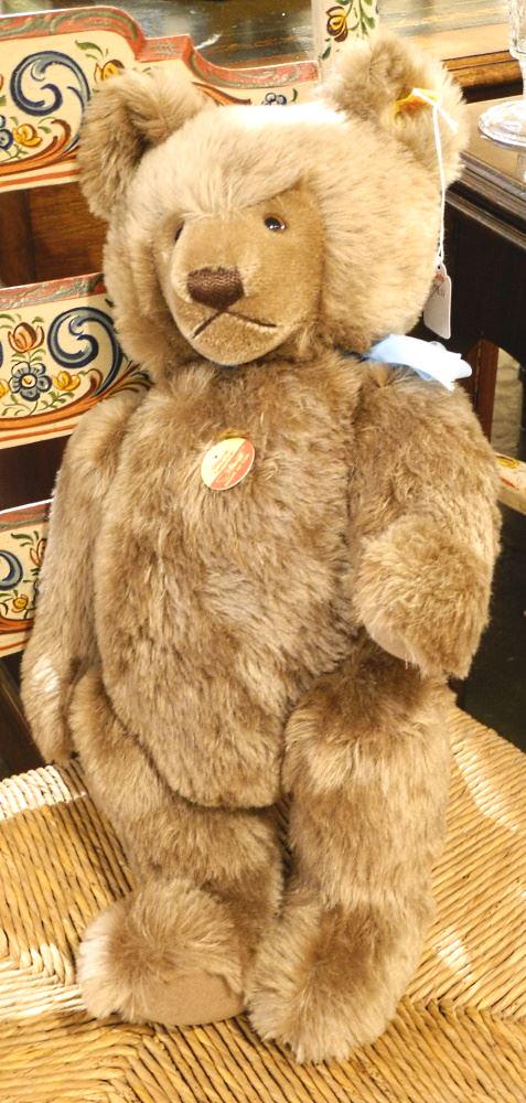 Steiff "Original Teddy Bear" 0202/51, circa 1981, 21" (1 of 1)