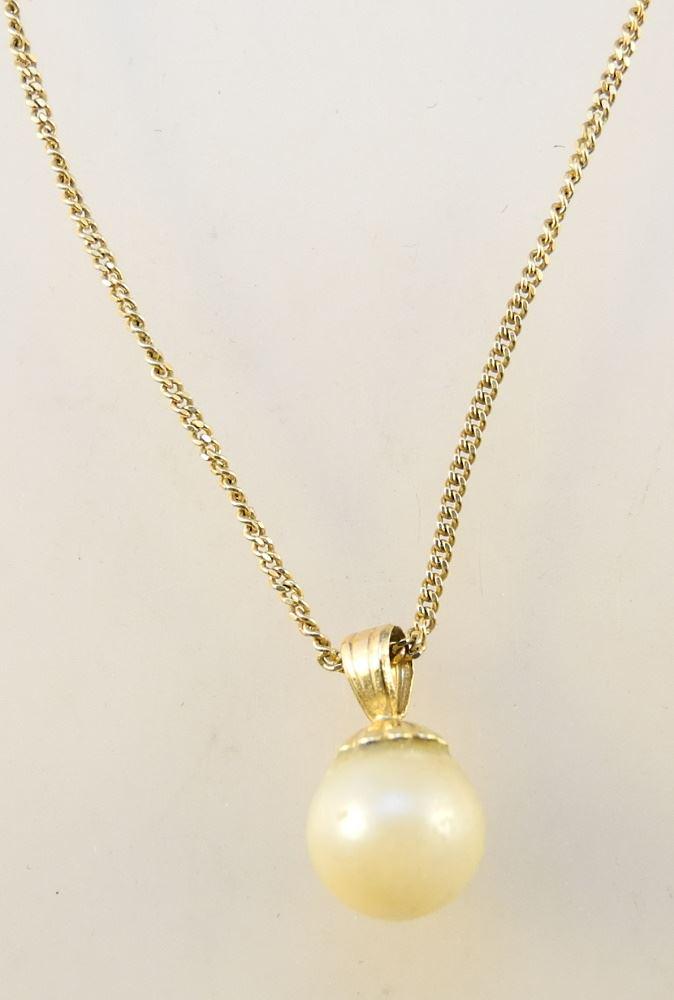 14K Gold Chain with a Cultured Pearl Pendant, chain: 14K Gold Chain with a Cultured Pearl Pendant, chain 0.05ozt.