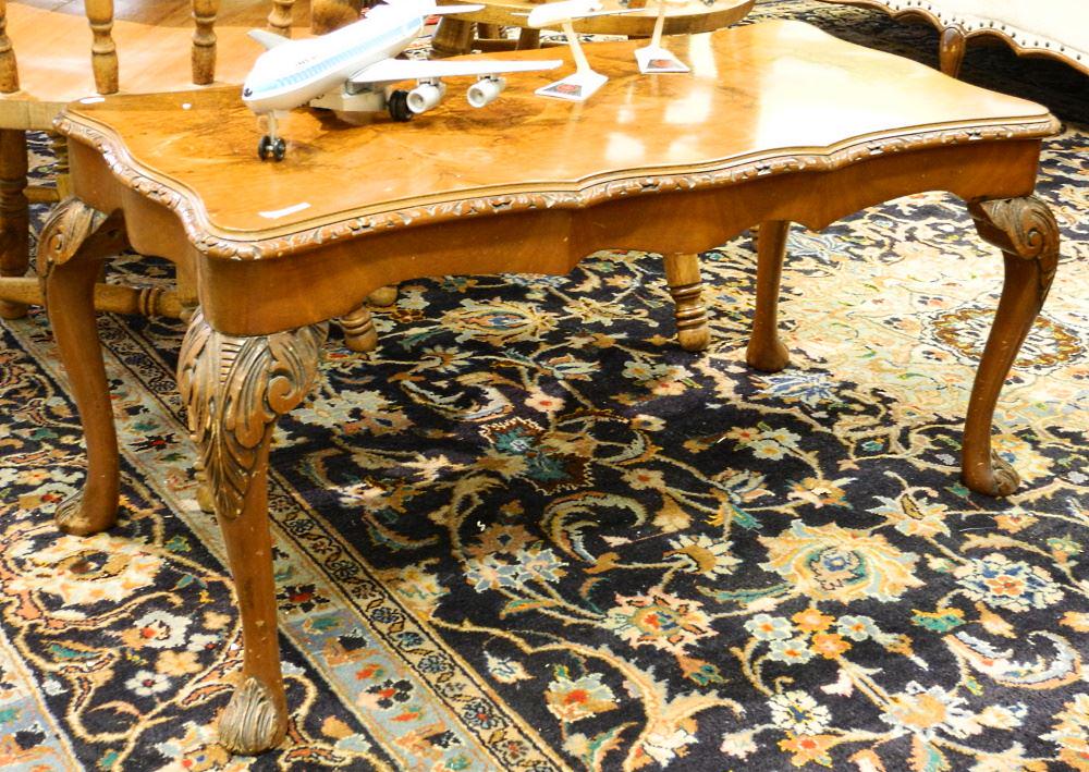 Carved Wood Coffee Table.: Carved Wood Coffee Table.