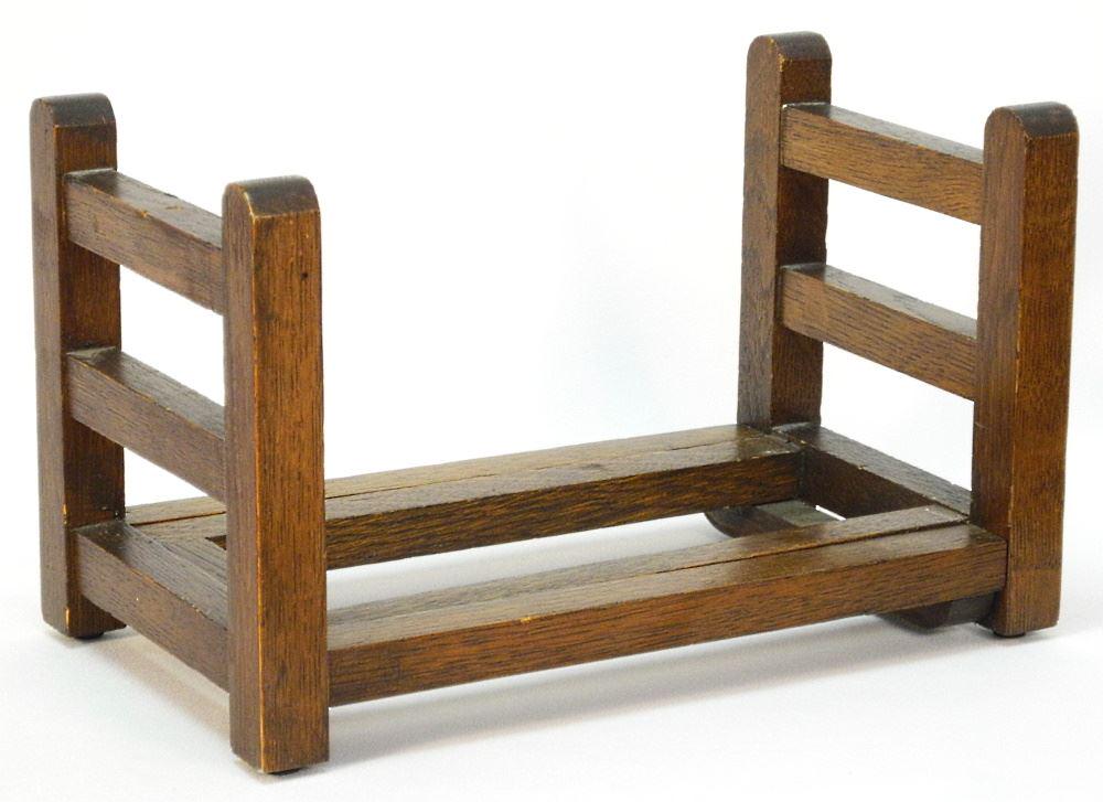 Arts & Crafts Oak Extensible Book Rack, 12" - 19" (1 of 3)