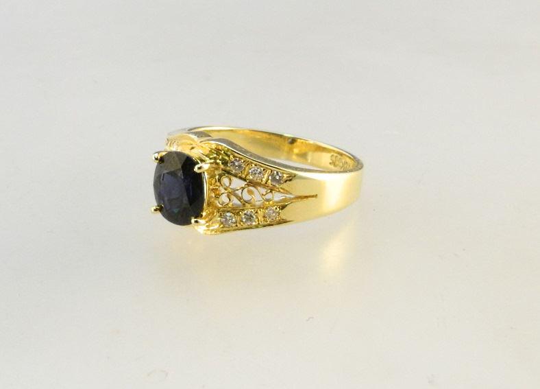 14K Gold Sapphire & Diamond Ring. (1 of 4)