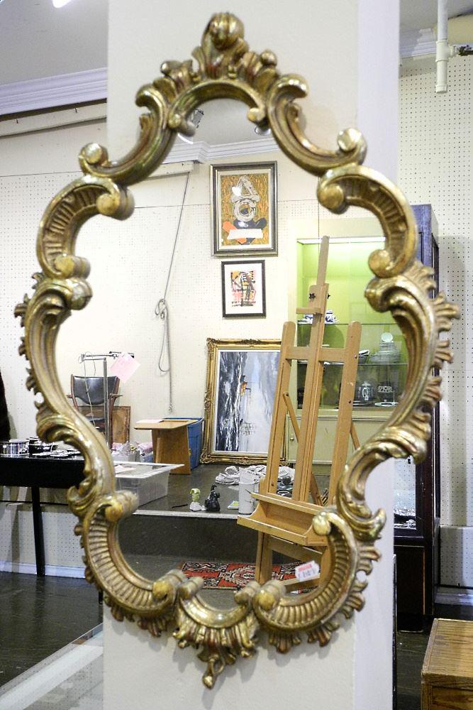 Florentine style gilt framed mirror. (1 of 1)