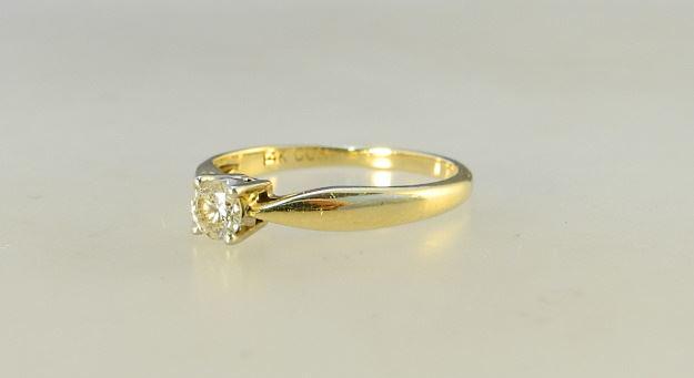 14K Gold Lady's Solitaire Diamond Ring, size 8. (1 of 4)