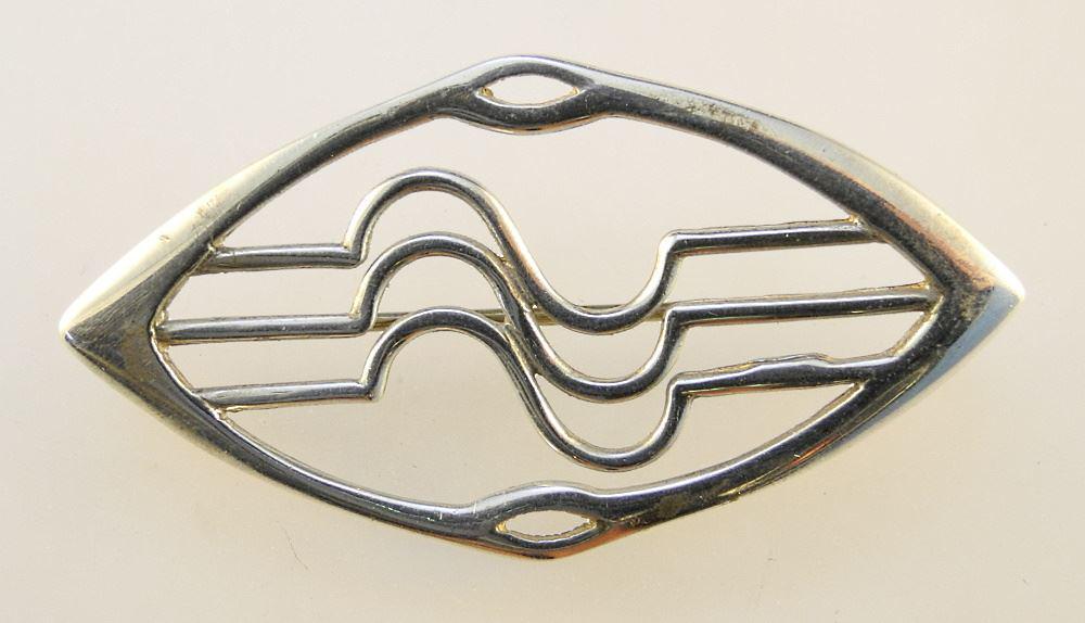 Scottish Modernist Silver Brooch Hallmarked Carrick: Scottish Modernist Silver Brooch Hallmarked Carrick Jewellery Ltd.