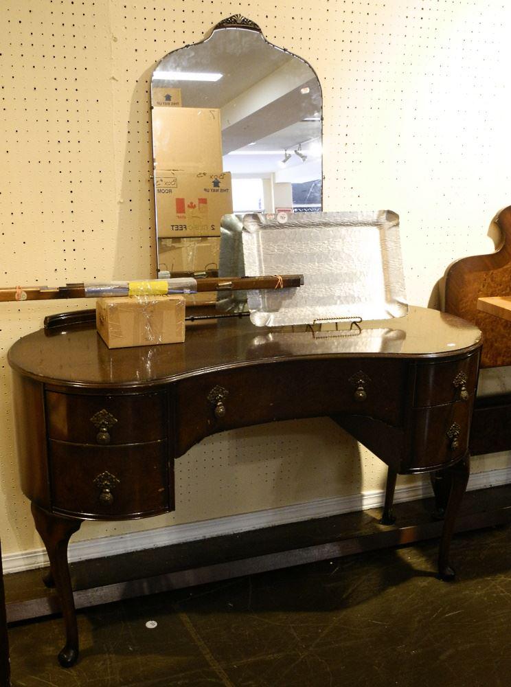 Kidney Shaped Walnut Vanity & Bedstead. (1 of 3)