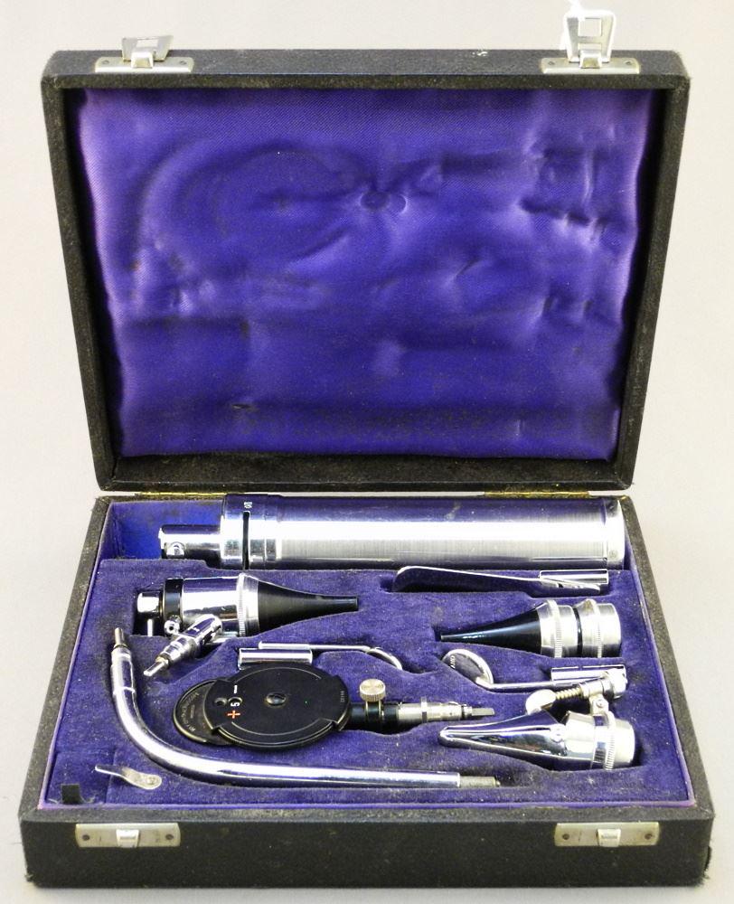 Rimlock Medical Device in Case. (1 of 3)