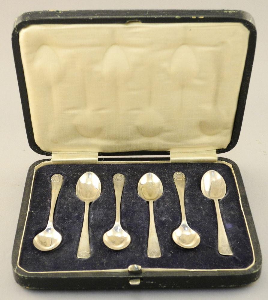 Cased Set of 6 Hallmarked Silver Coffee Spoons, 46 (1 of 5)