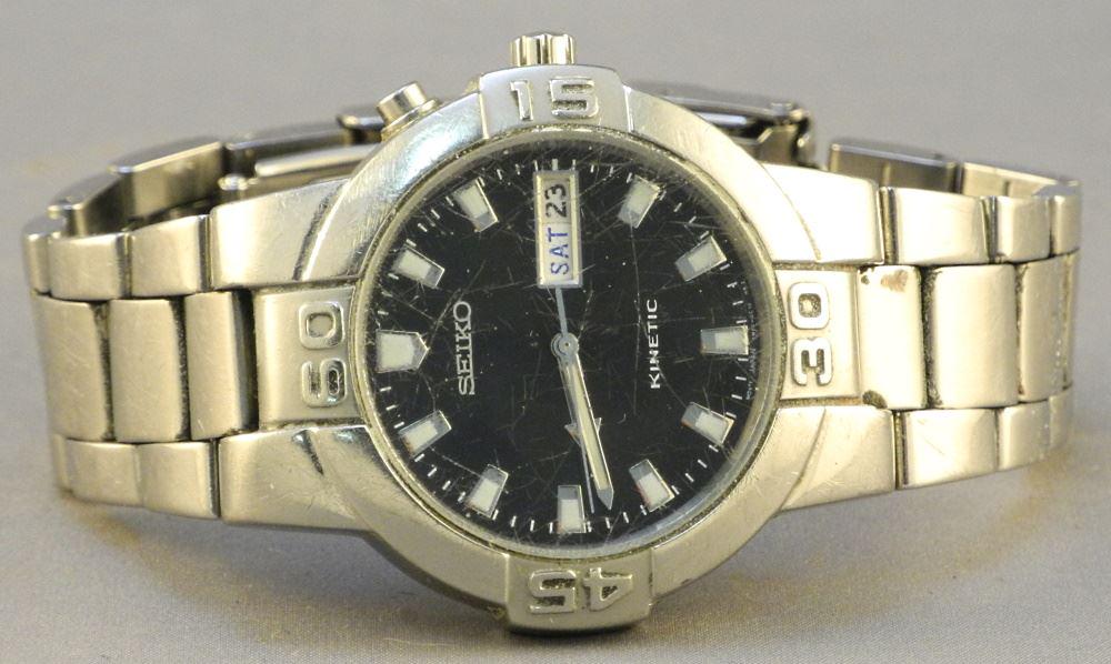 Men's Seiko Kinetic Wristwatch, as found.: Men's Seiko Kinetic Wristwatch, as found.