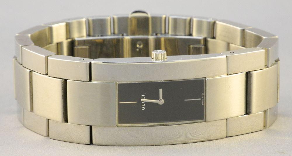 Gucci Timepiece Gent's Wristwatch, serial 0001250. (1 of 5)