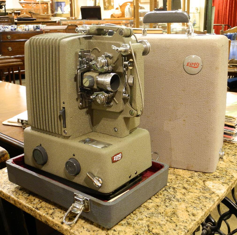 Elmo Cased Projector.: Elmo Cased Projector.