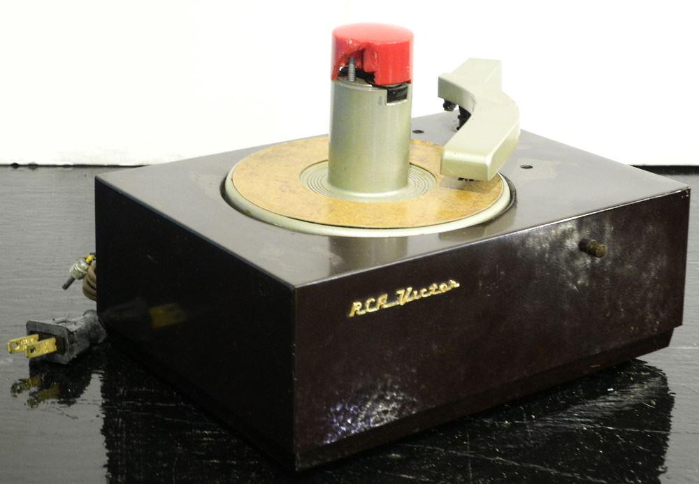RCA Victor A274 45 Player, As Found. (1 of 1)