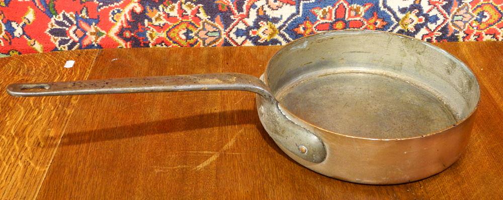 Antique Copper Pan Marked Eliett C & B Co. Vancouver (1 of 1)