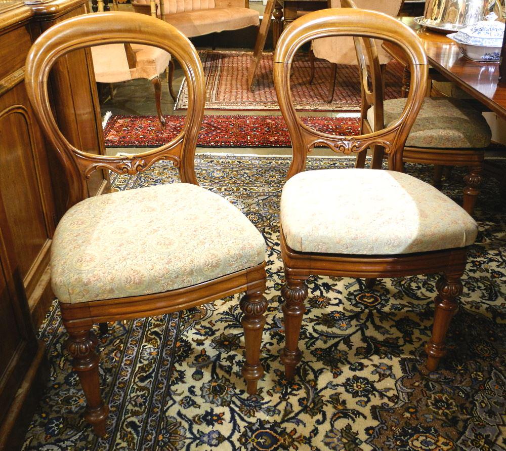 8 Victorian Mahogany Dining Chairs, 36 1/8" high: 8 Victorian Mahogany Dining Chairs, 36 1/8" high