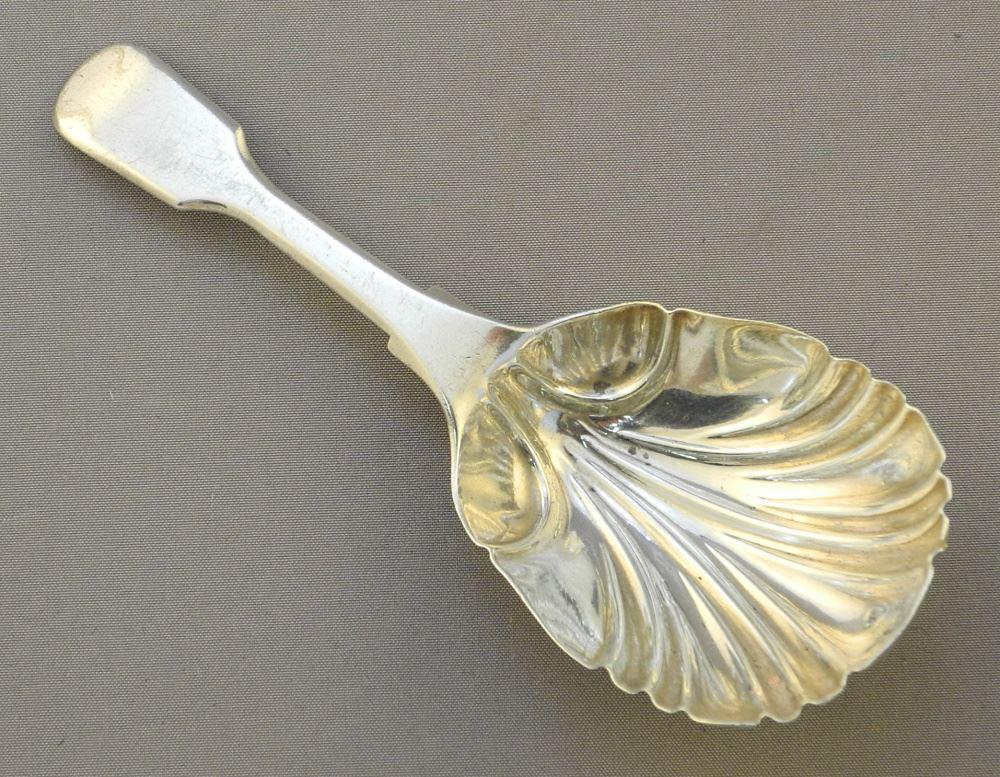 Hallmarked Sterling Silver Victorian Caddy Spoon, 4" Length, 15 Grams. (1 of 3)