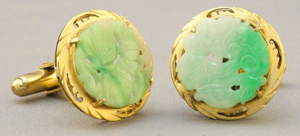 Pair of 14K (Marked & Tested) Jadeite Cufflinks.7.65 grams (1 of 3)