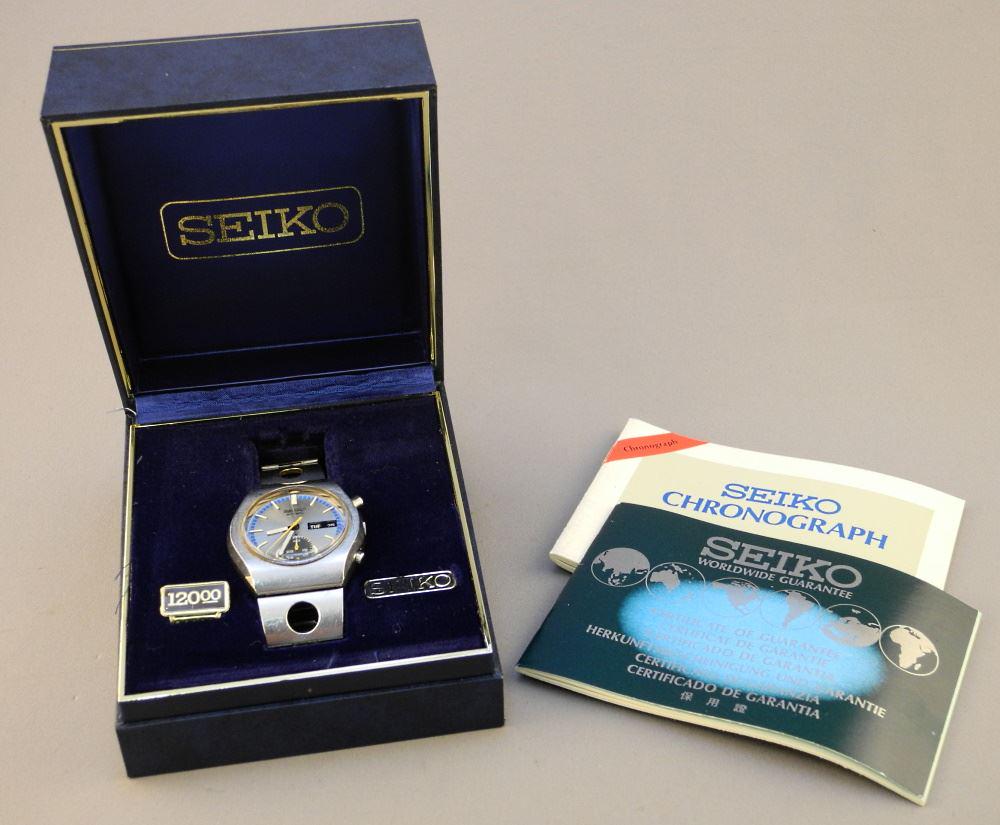 Seiko Chronograph in Box. (1 of 4)
