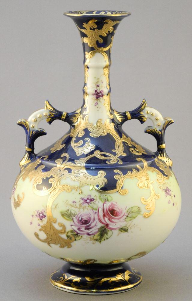 Gilt Cobalt Porcelain Bottle Vase, Marked Dow Sie Cot Ure, Japan. (1 of 3)