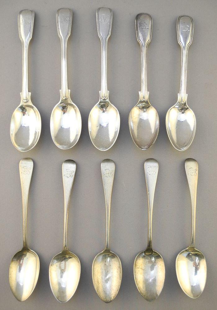 10 Victorian Hallmarked Sterling Spoons in 2 Sizes, 5 1/2" & 5 1/8", 225 Grams. (1 of 4)