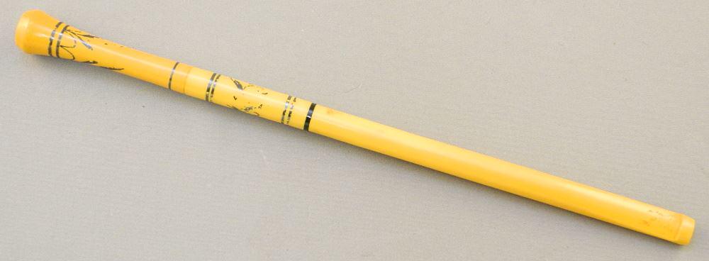 Bakelite Cigarette Holder. (1 of 2)