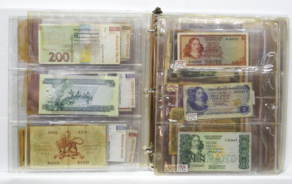 World Bank Note Collection Binder #18: Slovakia - Thailand. (1 of 2)