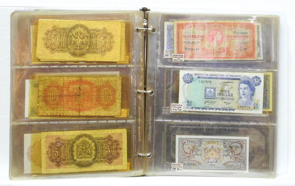 World Bank Note Collection Binder #2: Bahamas - Bolivia. (1 of 2)