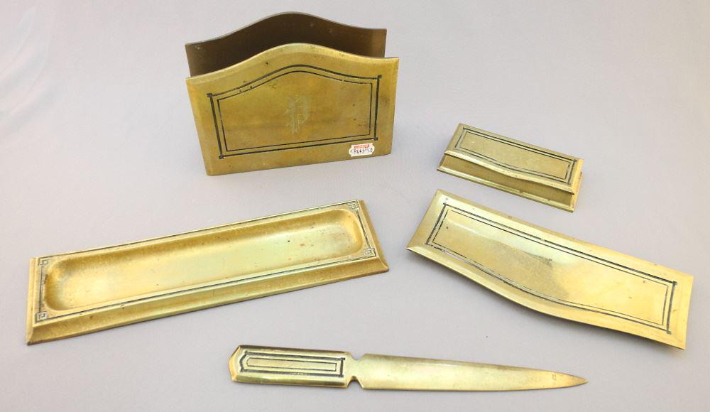 Bradley & Hubbard Brass Desk Set, 5 Pieces, Rectangular Tray 9 5/8" Wide. (1 of 2)