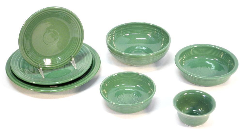 7 Pieces of Green Fiesta Ware, Largest Plated 10 1/2" Diameter. (1 of 3)