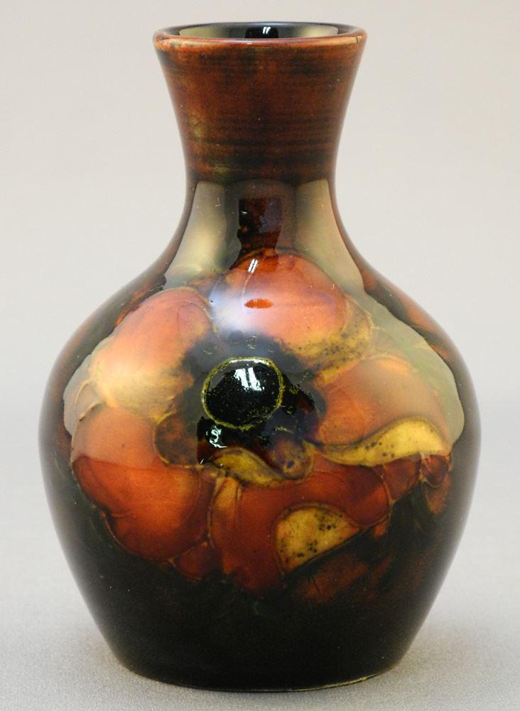Moorcroft "Anemone" Flambe Vase, 3 1/2" high. (1 of 5)