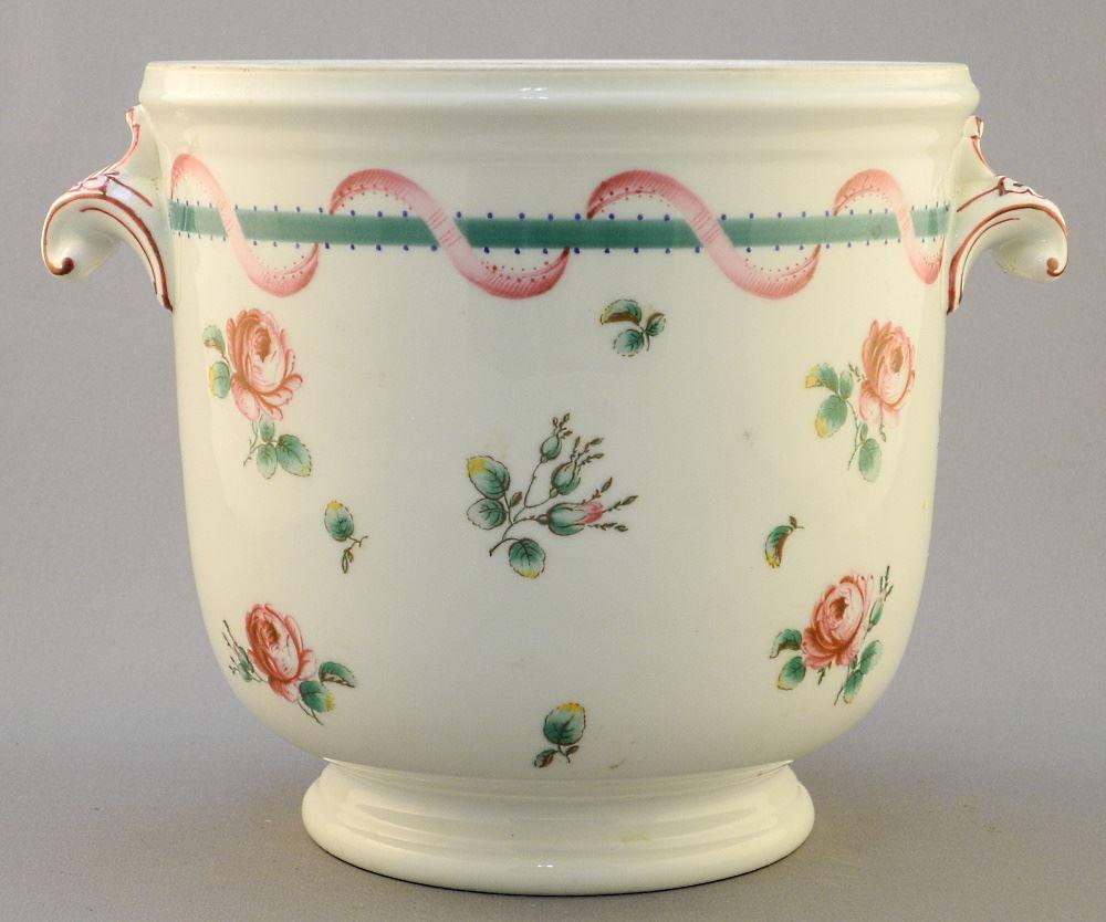 Richard Ginori Italian Porcelain Cache Pot, 6 3/4" High. (1 of 3)