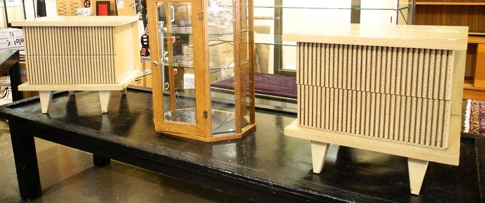 Pair of "American of Martinsville" Mahogany Night Tables Bali-Hi Design :Merton Gershun. (1 of 6)