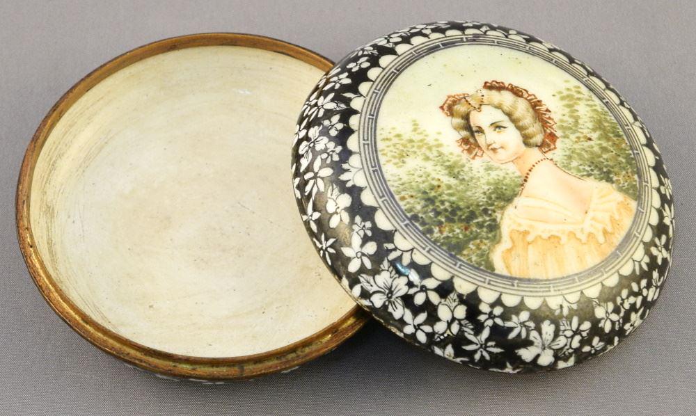 Antique Cantonese Enamel Portrait Box, 1 1/8" x 2 3/4" Diameter. (1 of 4)