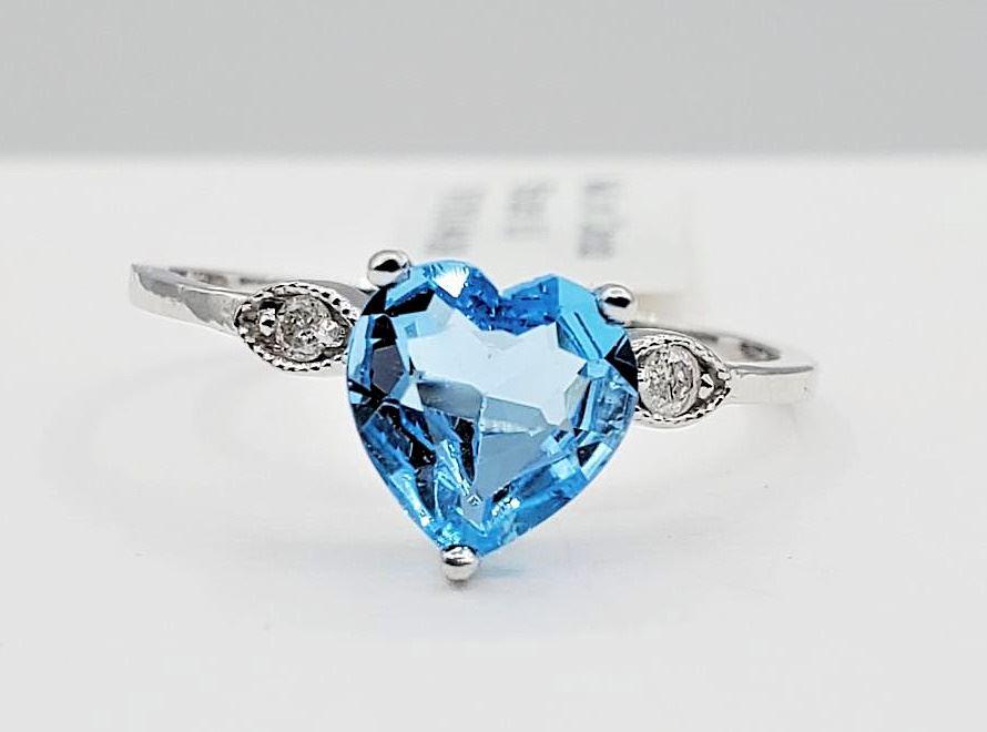 10K White Gold / Blue Topaz & Diamond Heart Ring, Size 6 3/4. (1 of 6)
