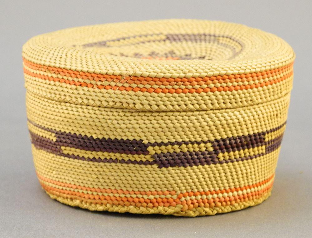 Fine Nuu-Chah-Nulth Trinket Basket, 1 3/8" x 2 3/8" Diameter. (1 of 2)
