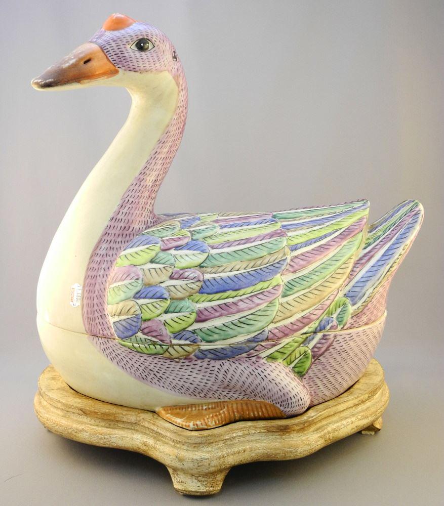 Chinese Export-Style Porcelain Goose Tureen on Stand, 14 3/8 x 15 1/4 x 9 1/2" (1 of 9)
