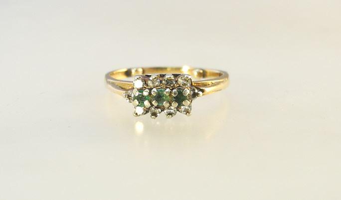 14K (Marked) Gold Emerald & Diamond Ring, Approx. Size 6, TW:3.3 Grams. (1 of 4)
