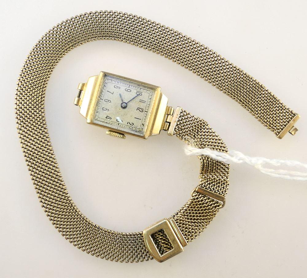 9K Gold Lady's Wristwatch Case & Strap with Swiss Ralco Works. (1 of 1)